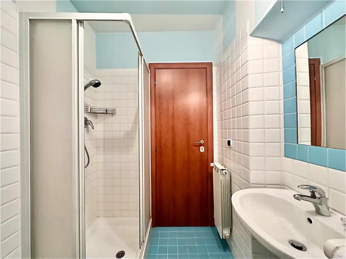 Raffaelli Rooms Travel Florence Close San Frediano Екстер'єр фото